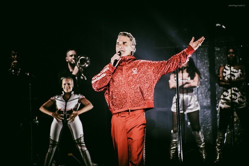 robbie_williams_6.jpg