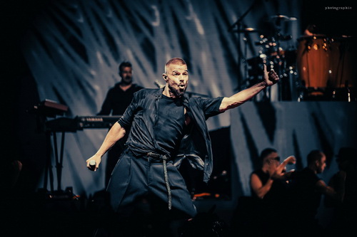 Ricky Martin live